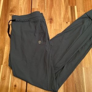 Born Primitive size medium women’s joggers